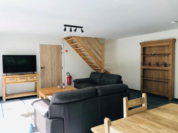 Vakantiewoning D'Hoppe Flobecq Екстериор снимка